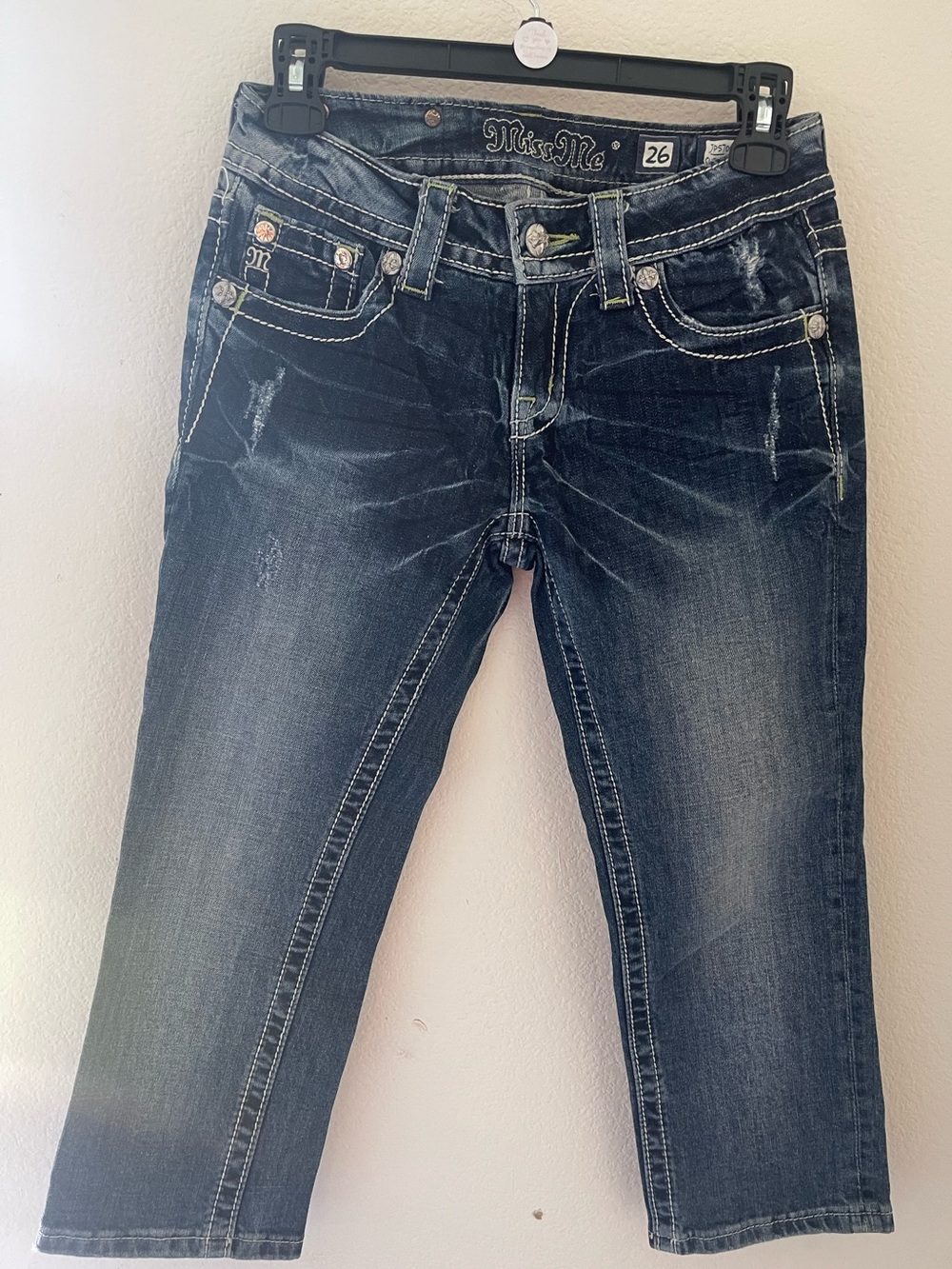 Miss Me Dark Blue Distressed capri jeans